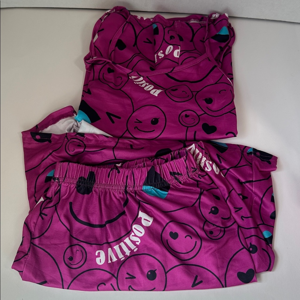 Purple smiley face 2 piece pajama set size 2X